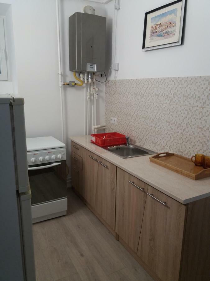 Charming Downtown Studio Brasov Bagian luar foto